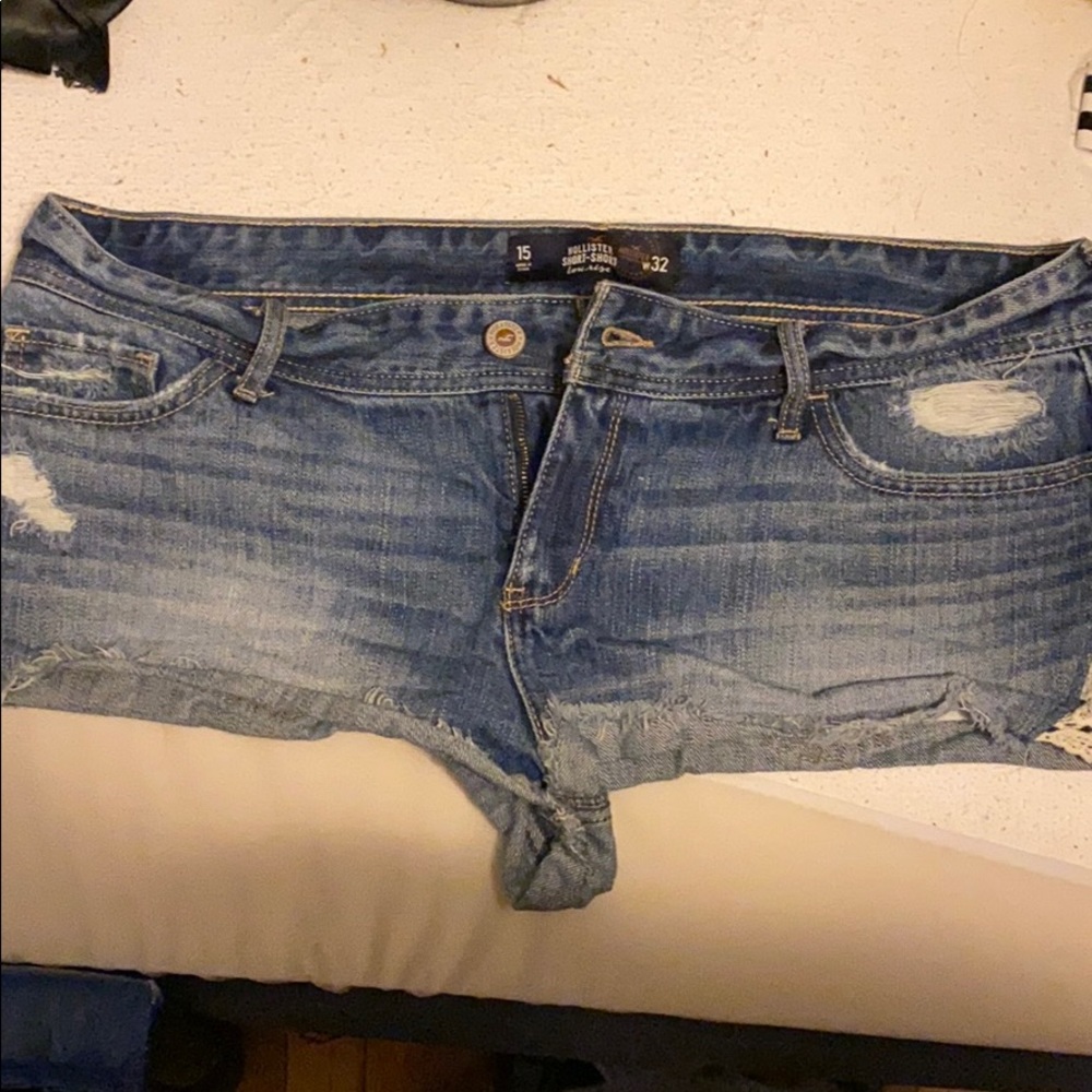 Low rise short